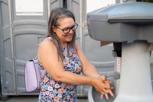 Best Construction site porta potty rental  in Lan, MI